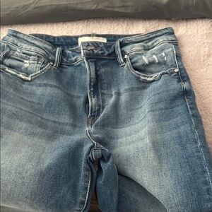 Classic risen Blue Distressed Straight-Leg Jeans